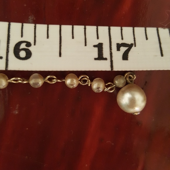 Vintage 17" faux pearls gold tone choker. - Picture 2 of 7